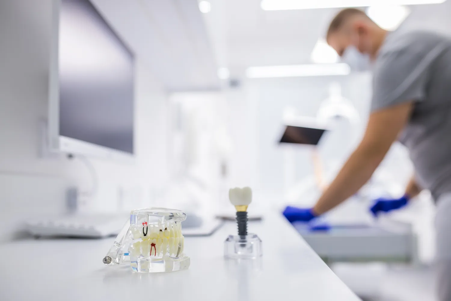 Implanty zębowe Warszawa cennik