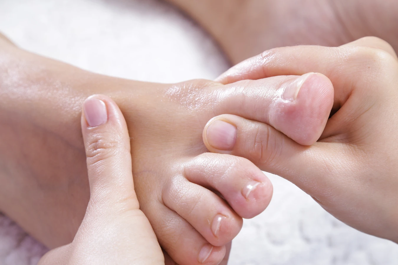 Pedicure leczniczy – czym jest i na jakie efekty możesz liczyć?